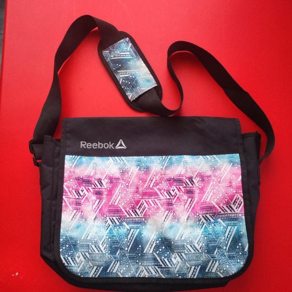 Reebok crossbody bag pink black student / laptop bag - Picture 1 of 8